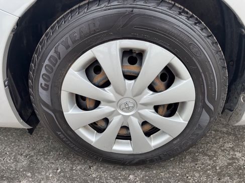 Used 2010 Toyota Corolla LE image 13