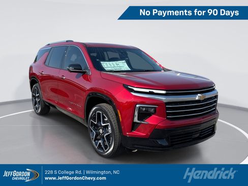 New 2026 Chevrolet Traverse High Country FWD image 1