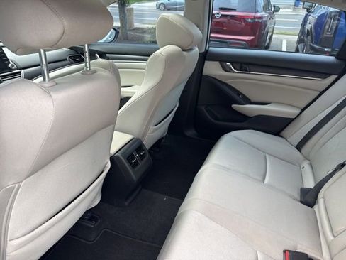 Used 2020 Honda Accord EX image 14