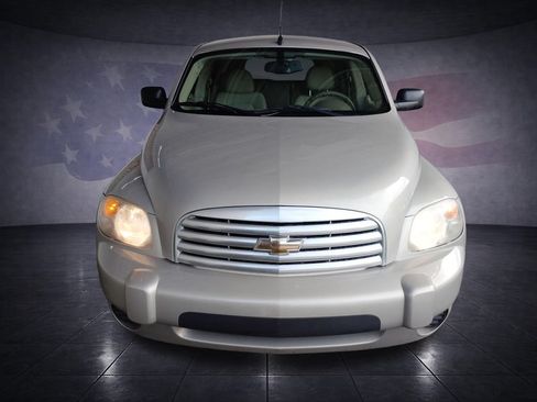 Used 2009 Chevrolet HHR LS FWD image 8