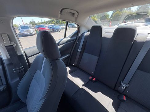 Used 2025 Nissan Sentra SV FWD image 32