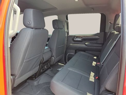 Used 2022 Chevrolet Silverado 1500 LT RWD image 9