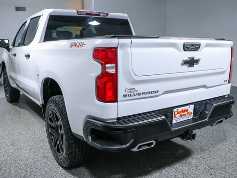 Used 2023 Chevrolet Silverado 1500 LT Trail Boss AWD/4WD image 9