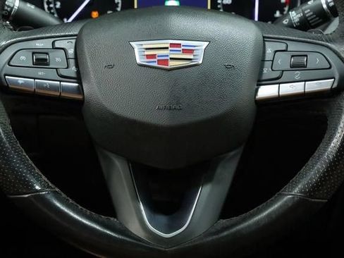 Used 2023 Cadillac XT4 Sport FWD image 16