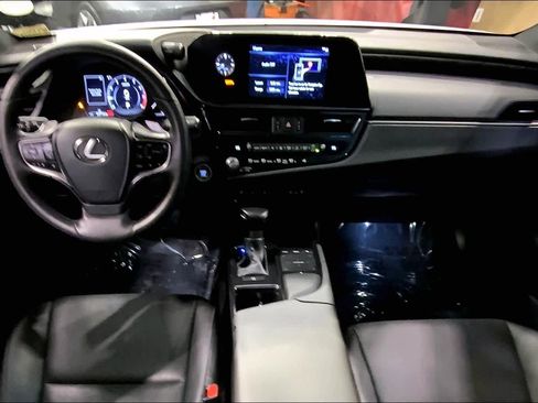 Certified 2022 Lexus ES 350 w/ Premium Package image 15