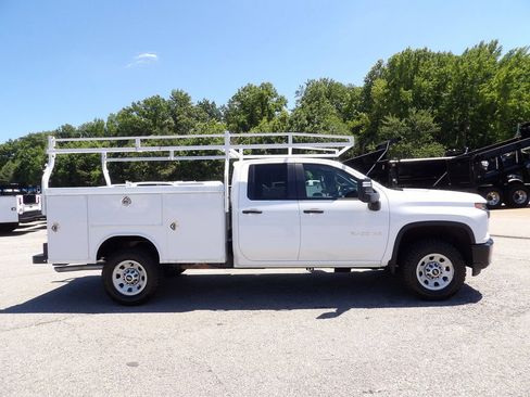 Used 2022 Chevrolet Silverado 2500 W/T w/ WT Convenience Package RWD image 9