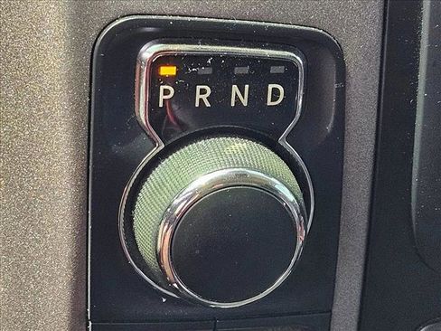 Used 2018 RAM 1500 Express AWD/4WD image 17