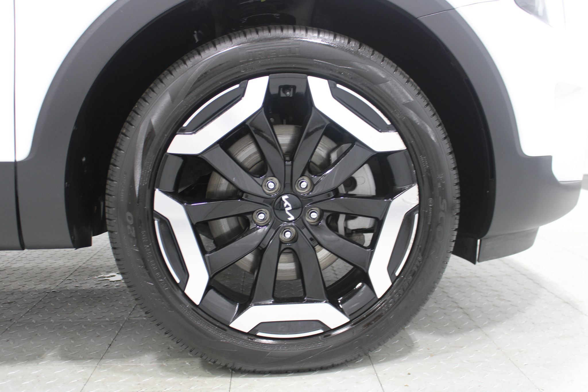 Used 2023 Kia Telluride S w/ S Sunroof Package AWD/4WD image 5