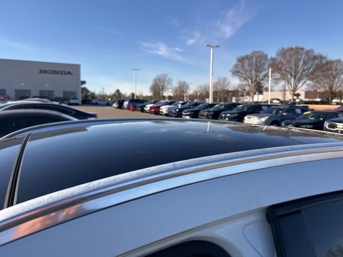 Used 2019 Mercedes-Benz GLA 250 4MATIC image 5