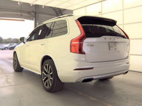 Used 2019 Volvo XC90 T6 Momentum w/ Protection Package Premier AWD/4WD image 2