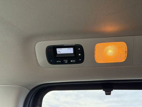 Used 2015 Honda Odyssey EX-L image 28