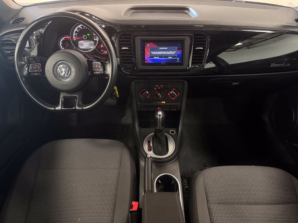Used 2018 Volkswagen Beetle 2.0T S FWD image 15