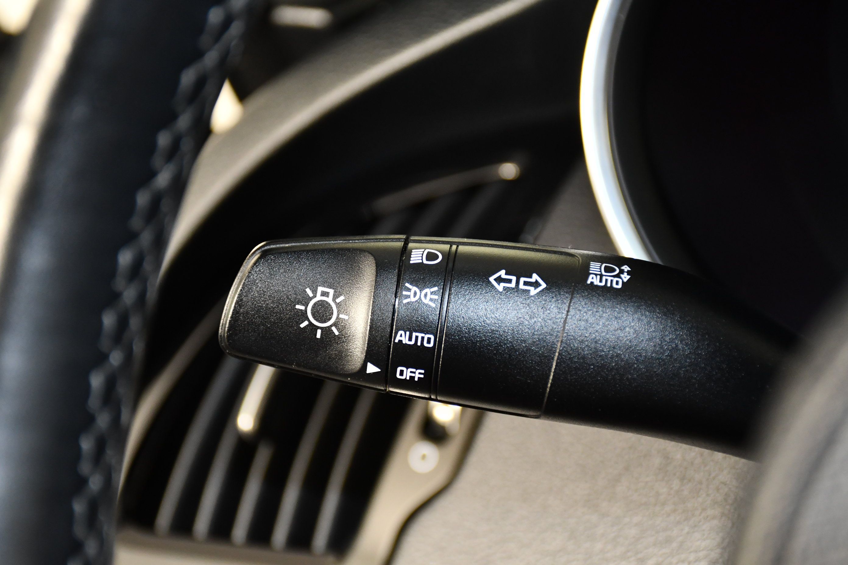Used 2023 Kia Stinger GT-Line w/ Sun & Sound Package AWD/4WD image 22
