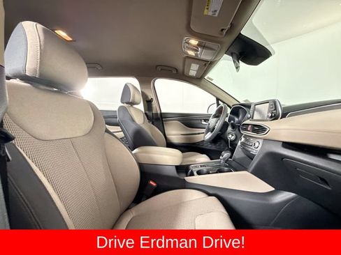 Used 2020 Hyundai Santa Fe SE FWD image 24