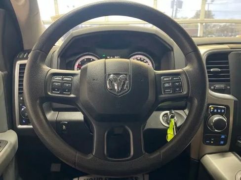 Used 2019 RAM 1500 Classic SLT w/ Black Appearance Group AWD/4WD image 21