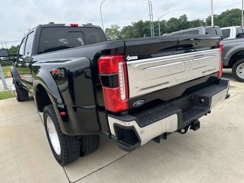 Used 2025 Ford F450 King Ranch w/ Chrome Package AWD/4WD image 12