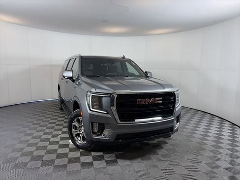 Certified 2022 GMC Yukon XL SLE w/ Max Trailering Package image 1