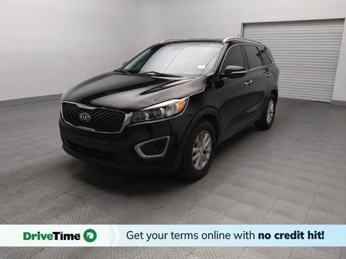 Used 2018 Kia Sorento FWD V6 image 1