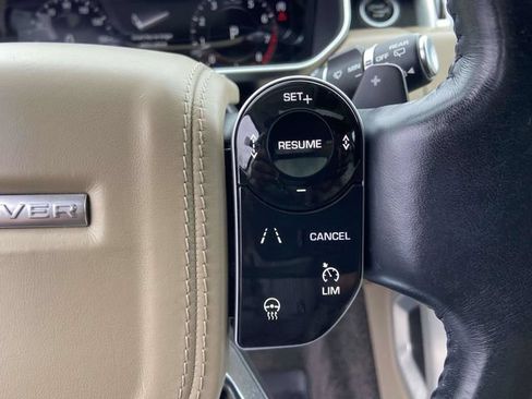 Used 2019 Land Rover Range Rover Supercharged AWD/4WD image 28