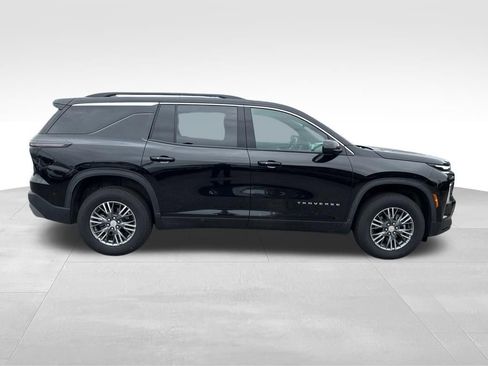 Used 2026 Chevrolet Traverse LT AWD/4WD image 7