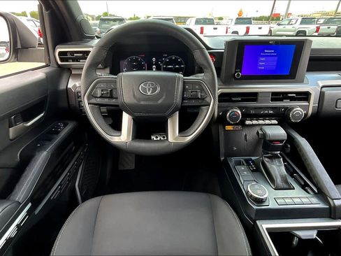 Used 2024 Toyota Tacoma TRD Sport w/ TRD Sport Upgrade Package image 6