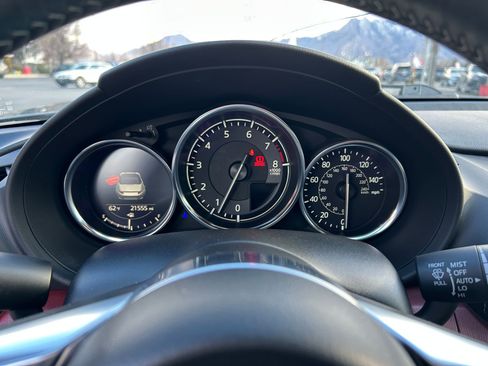 Used 2020 MAZDA MX-5 Miata Grand Touring image 15