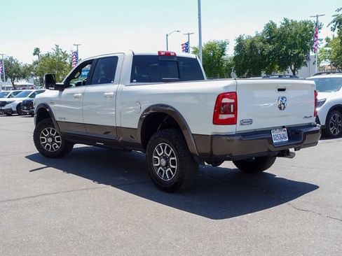 Used 2024 RAM 3500 Limited AWD/4WD image 9