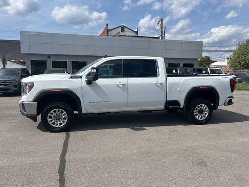 Used 2022 GMC Sierra 2500 SLE AWD/4WD image 3