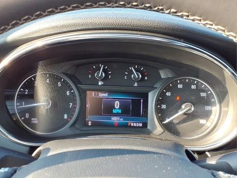 Used 2022 Buick Encore Preferred w/ Safety Package AWD/4WD image 27