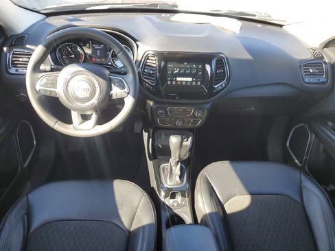 Used 2021 Jeep Compass Latitude image 15