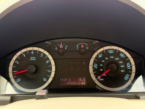 Used 2012 Ford Escape XLS image 28