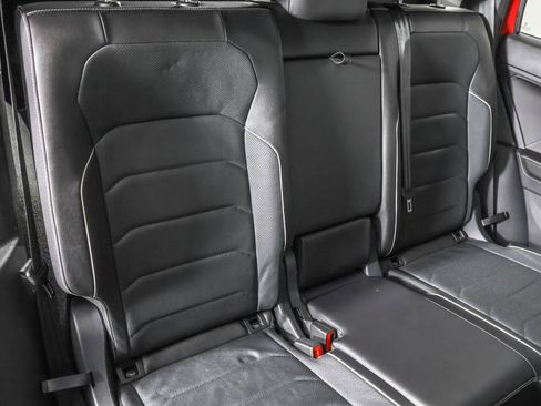 Used 2024 Volkswagen Tiguan SEL R-Line image 42