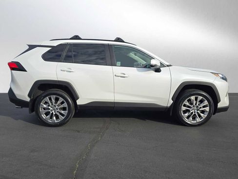 Certified 2023 Toyota RAV4 XLE Premium image 2