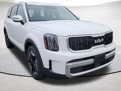 Certified 2024 Kia Telluride EX w/ EX Captain's Chair Package