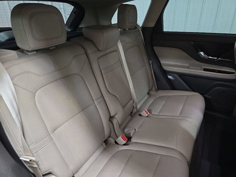 Used 2022 Lincoln Corsair AWD w/ Equipment Group 101A image 16