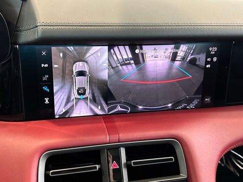 Used 2025 Porsche Taycan image 25