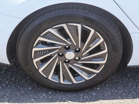 Used 2022 Hyundai Sonata Limited FWD image 11