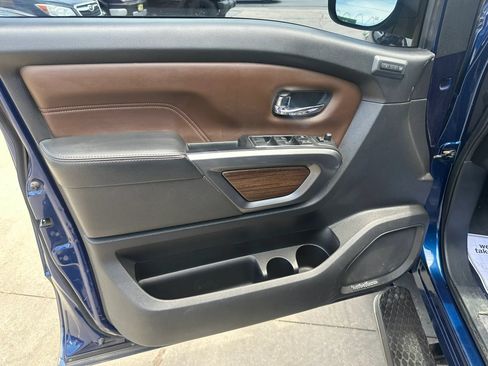 Used 2017 Nissan Titan Platinum Reserve AWD/4WD image 37