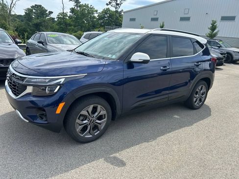 Certified 2024 Kia Seltos S AWD/4WD image 3