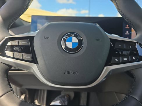 Used 2025 BMW 330i Sedan image 19