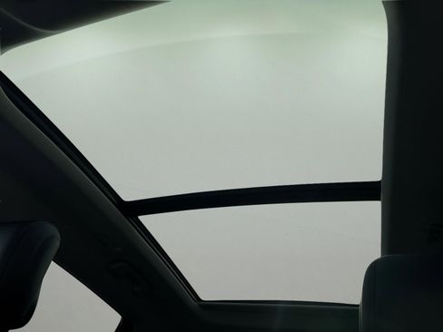 New 2026 Lincoln Nautilus Reserve w/ Jet Appearance Package image 17