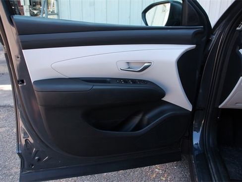 Used 2026 Hyundai Tucson SEL image 11