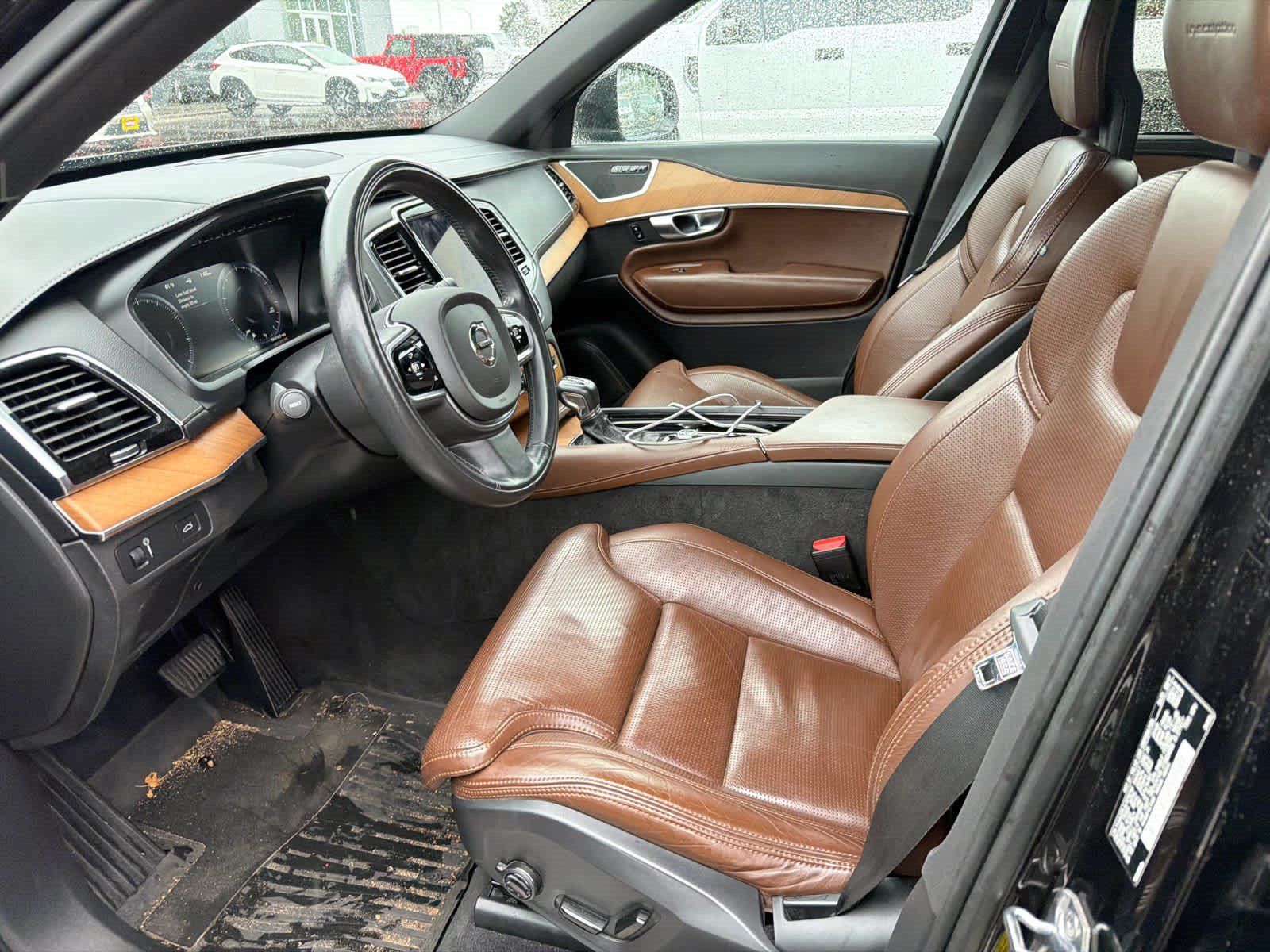 Used 2018 Volvo XC90 T6 Inscription w/ Convenience Package AWD/4WD image 9