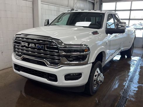 New 2026 RAM 3500 Longhorn AWD/4WD image 45