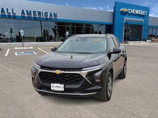 Used 2025 Chevrolet Trax LT FWD video 1