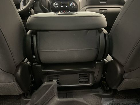 Used 2020 Chevrolet Silverado 1500 Custom w/ Custom Value Package AWD/4WD image 14
