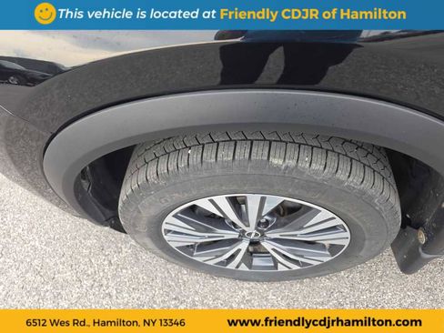 Used 2022 Nissan Rogue SV w/ SV Premium Package image 8