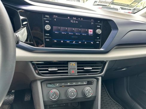 Certified 2022 Volkswagen Taos SE AWD/4WD image 31