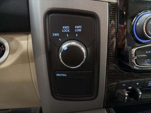 Used 2018 RAM 3500 Laramie Longhorn image 44