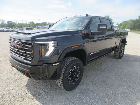 New 2026 GMC Sierra 2500 AT4X AWD/4WD image 11